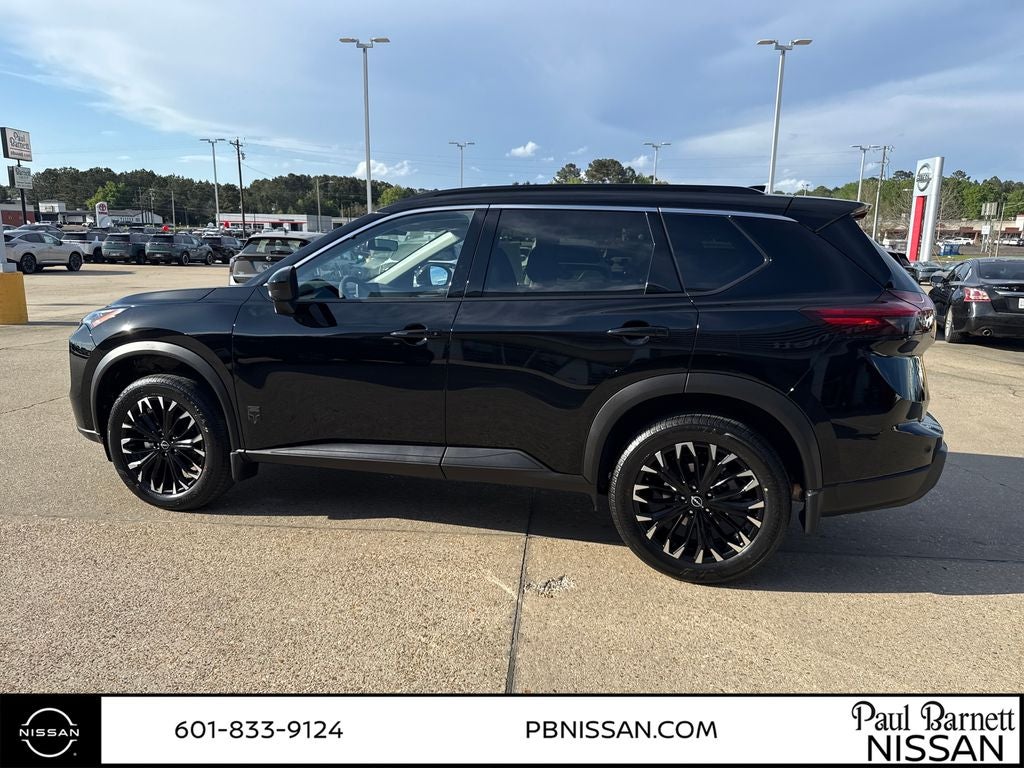 2026 Nissan Rogue Dark Armor