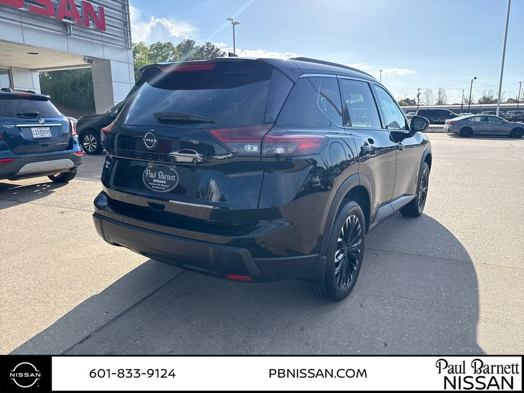 2026 Nissan Rogue Dark Armor