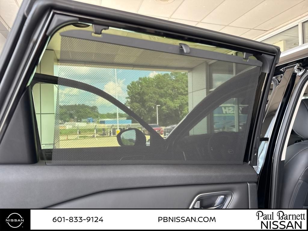 2025 Nissan Rogue Platinum