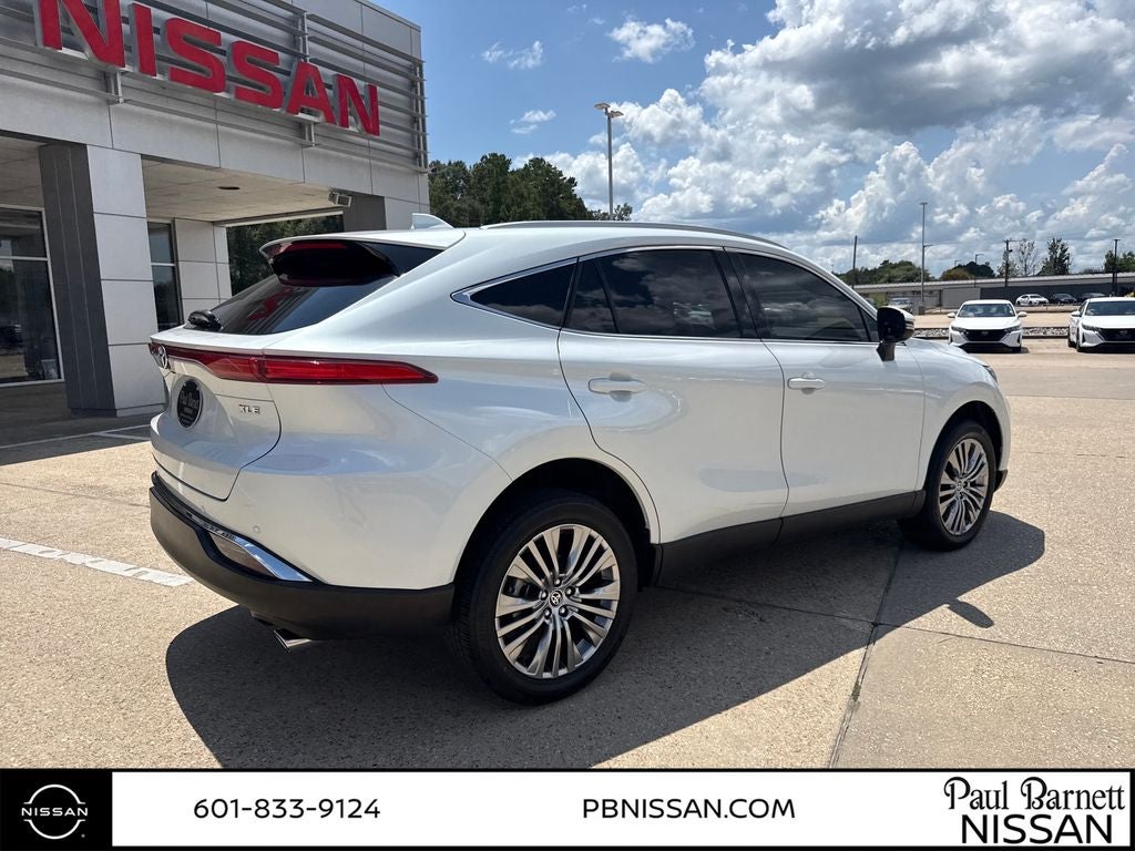 2023 Toyota Venza XLE