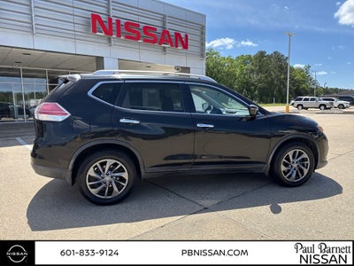 2016 Nissan Rogue SV