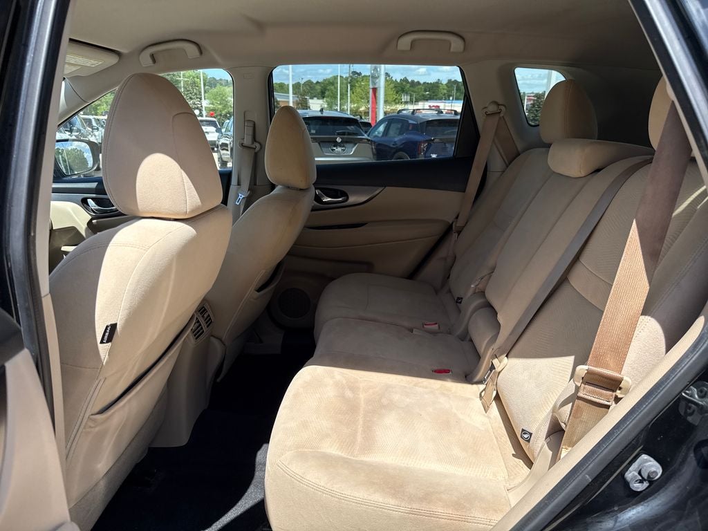 2016 Nissan Rogue SV