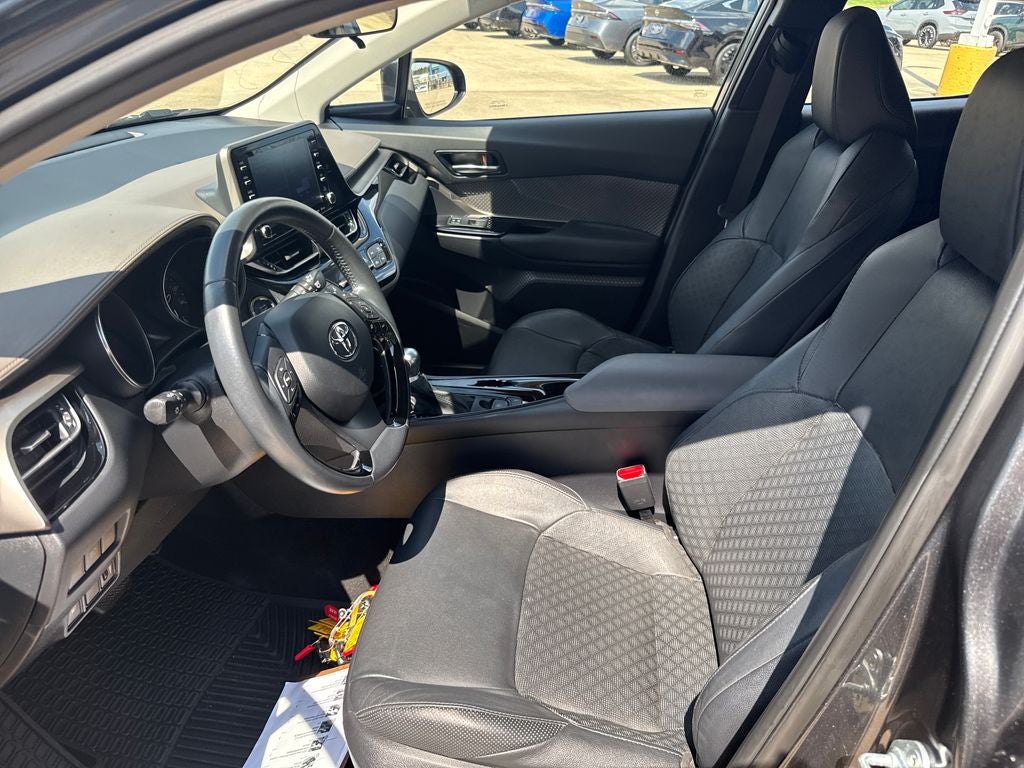 2022 Toyota C-HR Limited